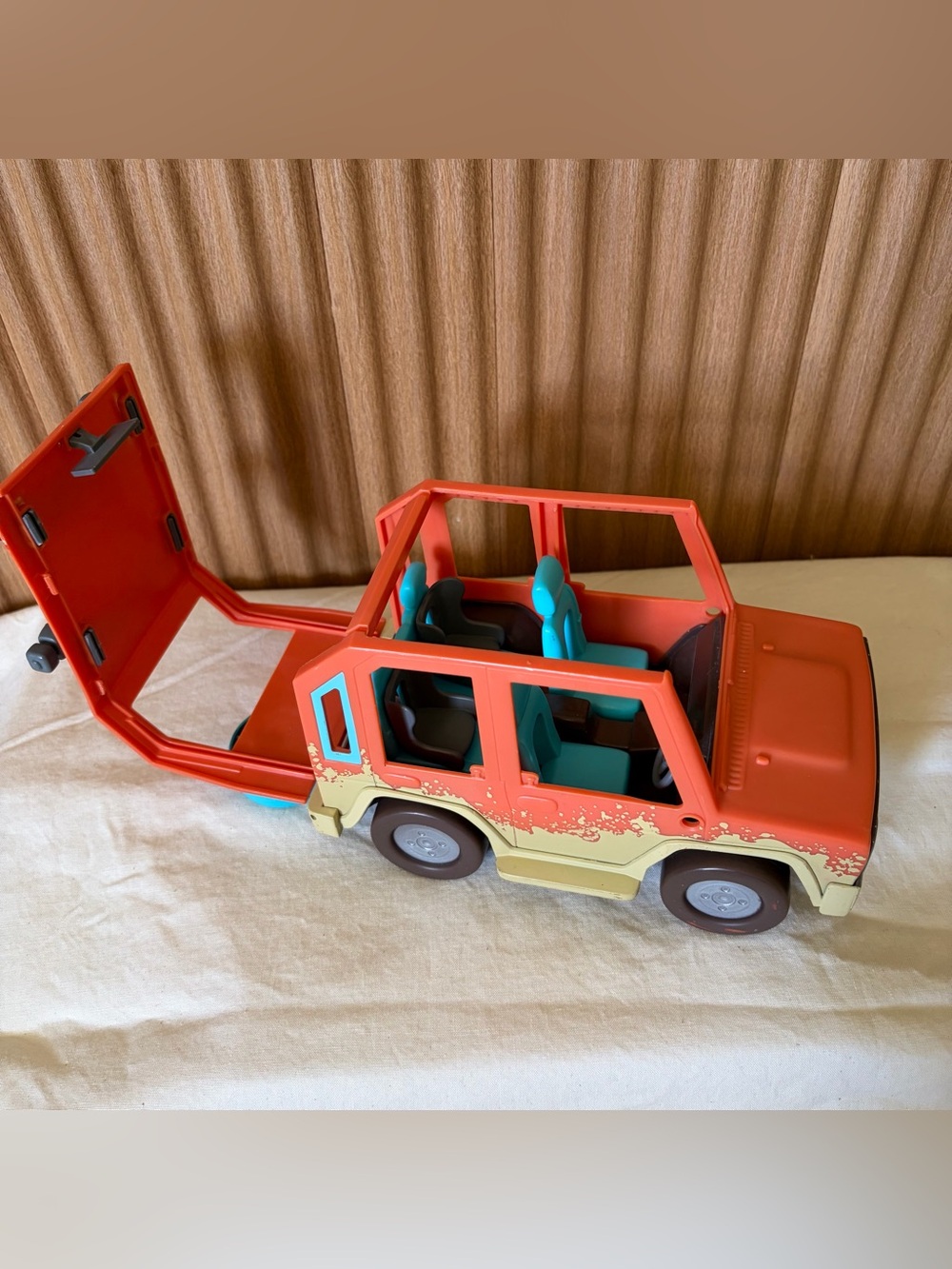 Bluey Heeler Family Home Playset Big Lot with Car, School, Figures, & Furniture - Picture 8 of 15